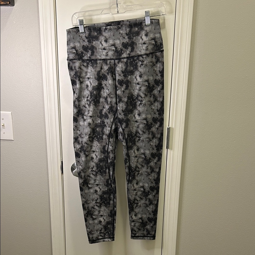 Stylish Black and Gray Women's Leggings